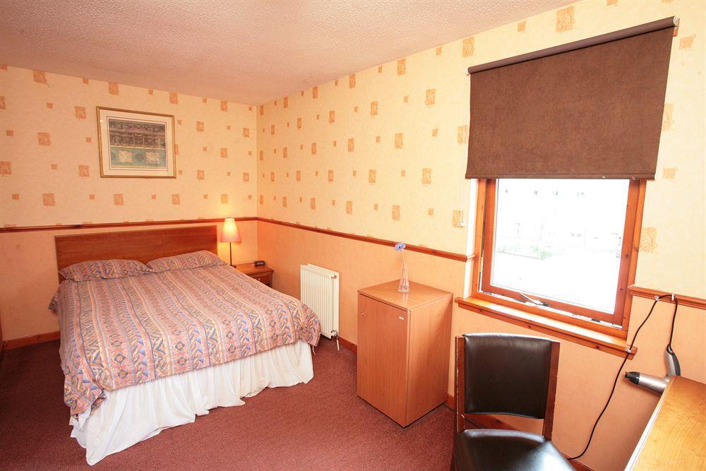 Livingston Lodge Hotel エクステリア 写真